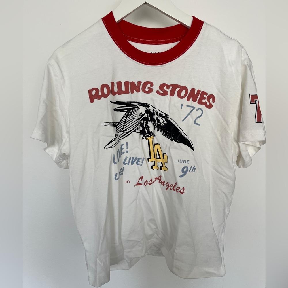 GAP | NWT Rolling Stones Vintage Graphic Tee Size M